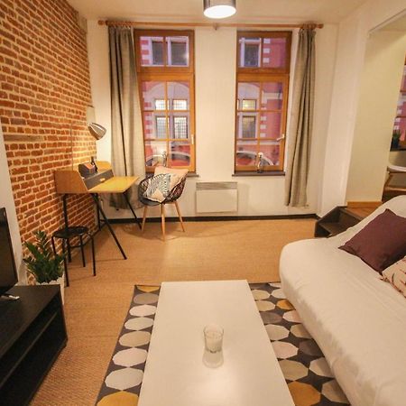 One Bedroom Equipped In Old 릴 외부 사진